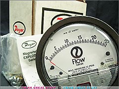 Product photo #100_1125 of SKU 21001002 (New Dwyer 2000-25MM Differential pressure gage 0-25 mm (Industrial Surplus NOS))