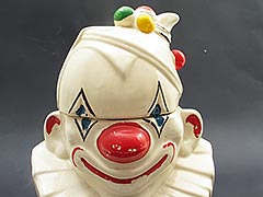 Product photo #100_3295 of SKU 21004014 (Genuine McCoy c.1943 Clown Cookie Jar, Vintage Original Paint)