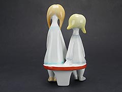 Product photo #100_8246 of SKU 21004001 (Hollohaza 1950s “Two Girls Reading” Porcelain Figurine)