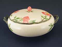 Product photo #100_8523 of SKU 21004003 (1940s Franciscan Desert Rose Covered Casserole, USA Rare Early Piece)