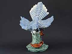 Product photo #100_8685 of SKU 21004010 (STANGL USA Bluejay #3716 Blue Jay with Leaf, Bird Figurine)