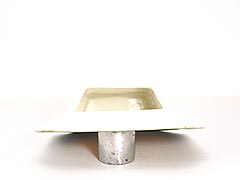 Product photo #100_9576 of SKU 21004015 (Pennsbury Pottery, Red Roster Wall Pocket Planter)