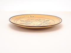 Product photo #100_9607 of SKU 21004018 (Pennsbury Pottery, “Home is where the Heart is” 8-inch Decorative Plate)