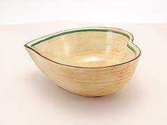 Product photo #100_9644 of SKU 21004022 (Pennsbury Pottery, Bird over Heart Candy Dish (lighter color))