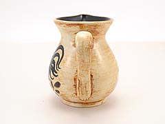 Product photo #100_9723 of SKU 21004030 (Pennsbury Pottery, Black Rooster 1-cup Creamer Pitcher)