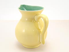 Product photo #100_9753 of SKU 21004032 (Pennsbury Pottery, Yellow and Green 1-pint Pitcher)