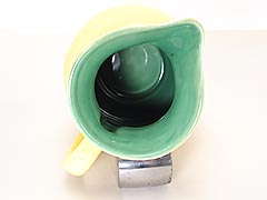 Product photo #100_9759 of SKU 21004032 (Pennsbury Pottery, Yellow and Green 1-pint Pitcher)