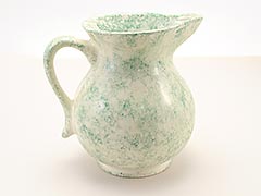 Product photo #100_9765 of SKU 21004033 (Pennsbury Pottery, Green and White Spongeware 1-pint Pitcher)