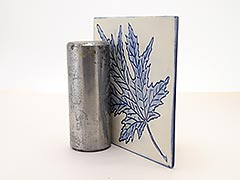 Product photo #100_9832 of SKU 21004037 (Pennsbury Pottery, Blue and White “Maple Leaf” Tile)