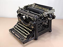 1917 Underwood Model 5 Antique Desktop Typewriter, sn 1040566