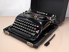 1937 Remington Rand Model 5 Streamline Portable Typewriter
